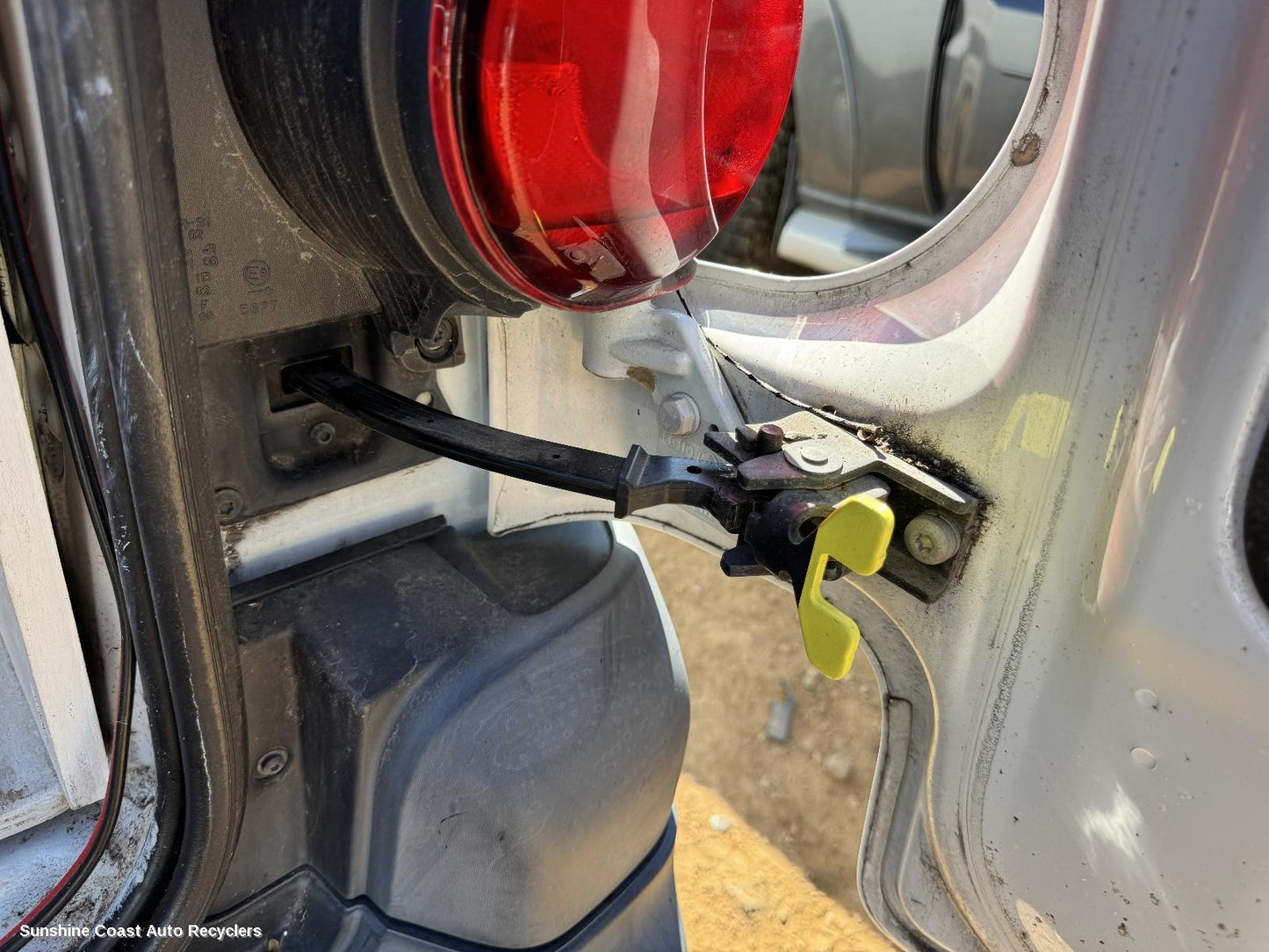 2008-2015 Peugeot Partner Bootlid Tgate Hinge