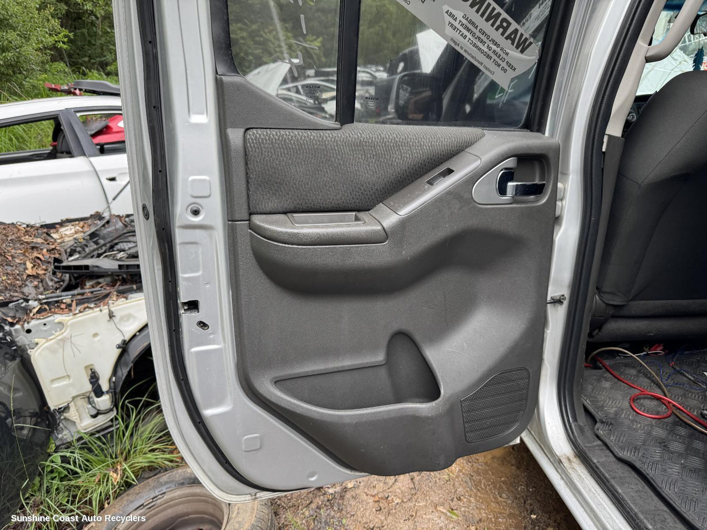 2013 Nissan Navara Left Rear Wnd Reg Motor