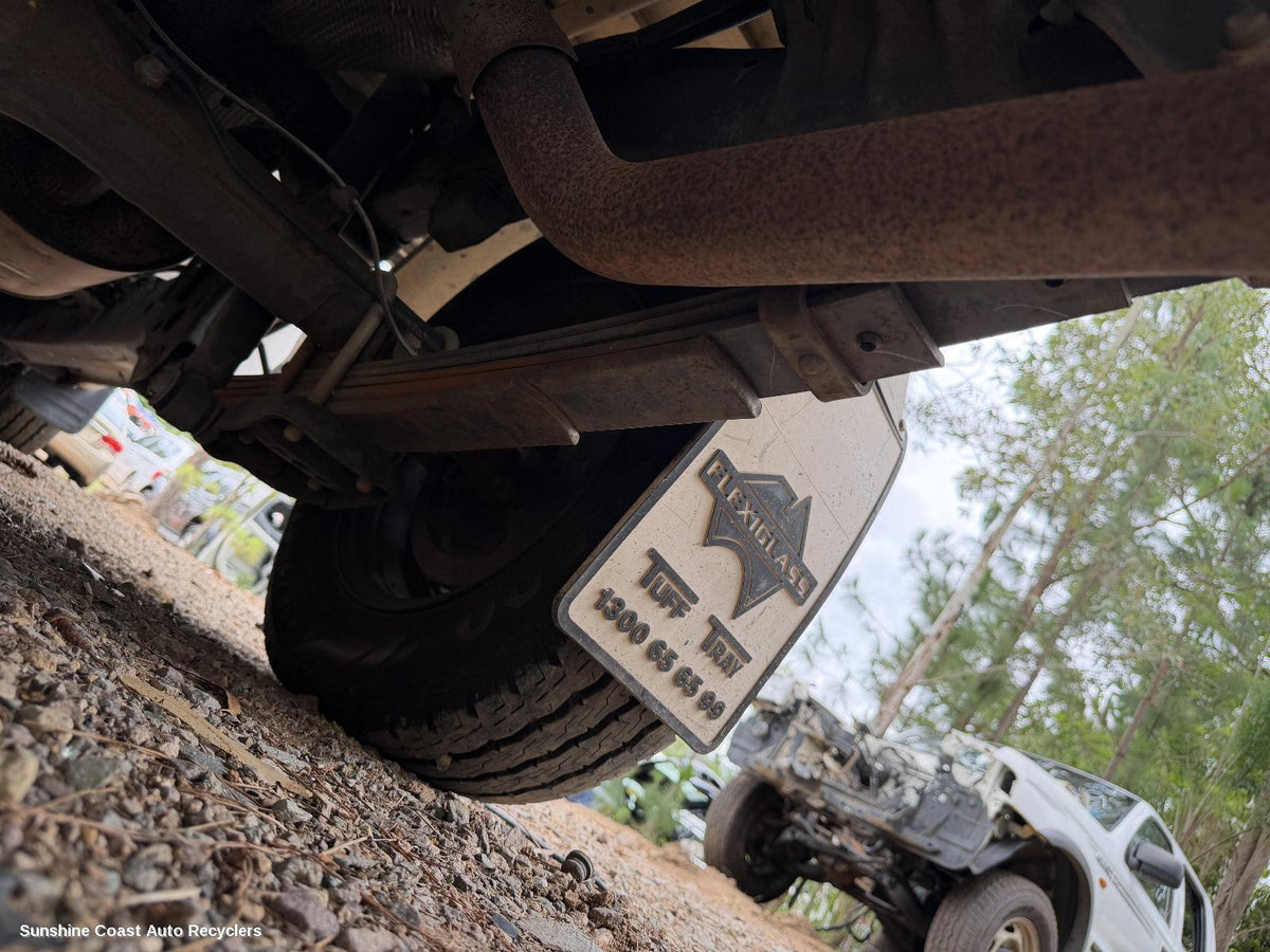 2005-2015 Toyota Hilux Shock Absorber