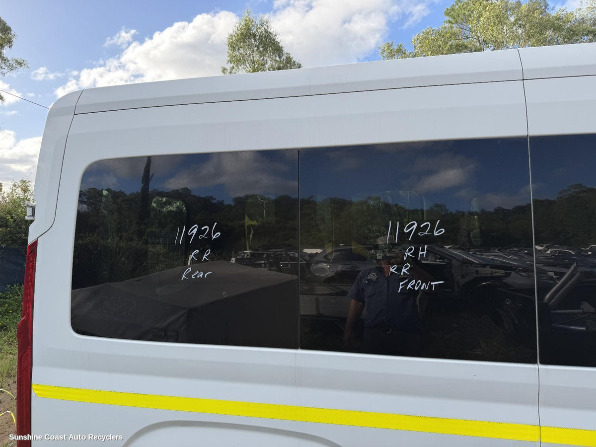 2020-2026 Ldv Deliver 9 Right Rear Side Glass