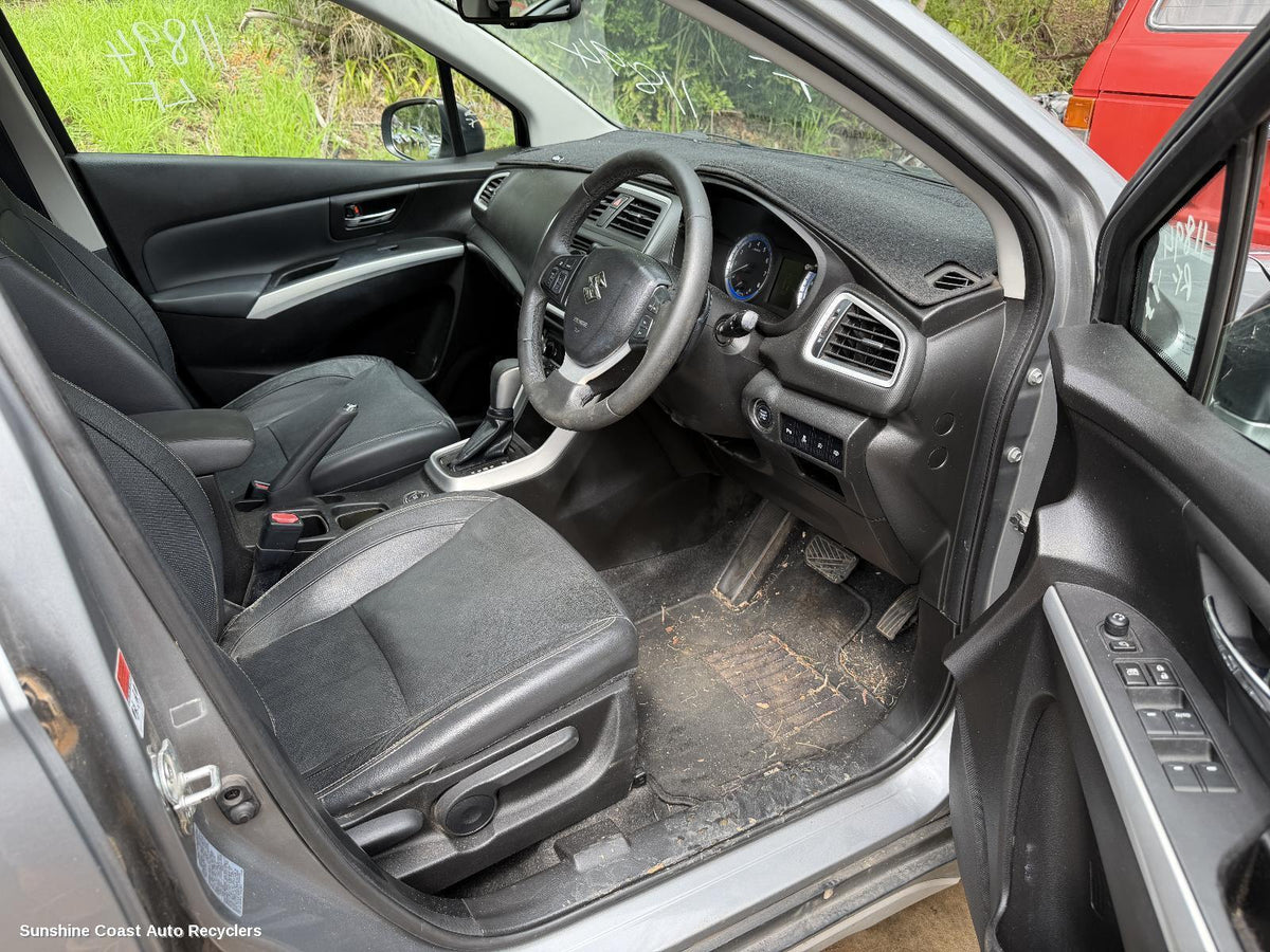 2013-2022 Suzuki S-cross Left Front Door Window
