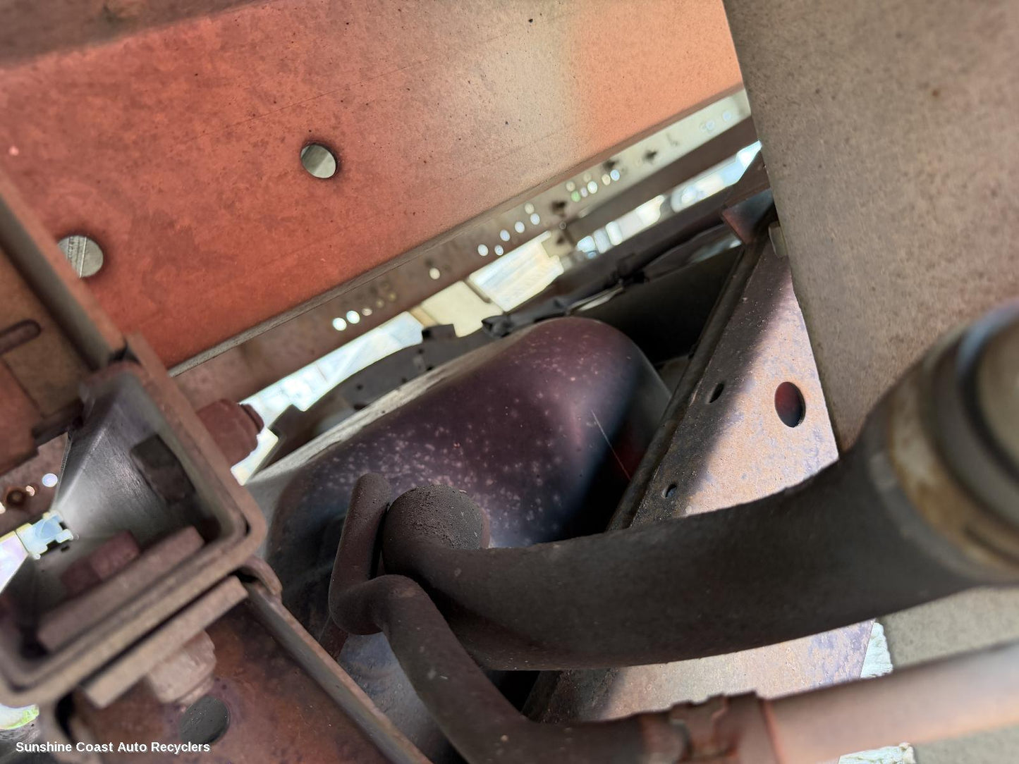 2006-2009 Mitsubishi Triton Fuel Door   Filler