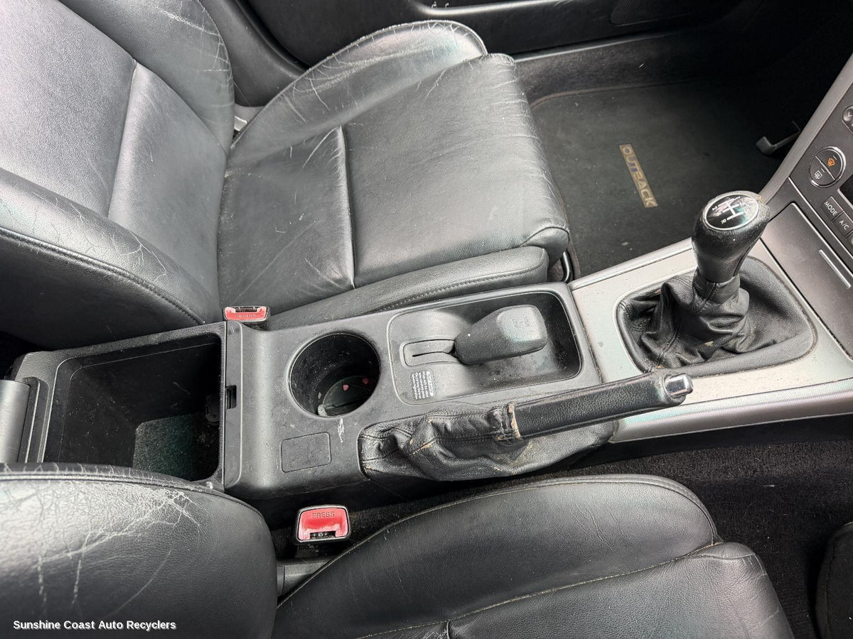 2003-2006 Subaru Outback Console