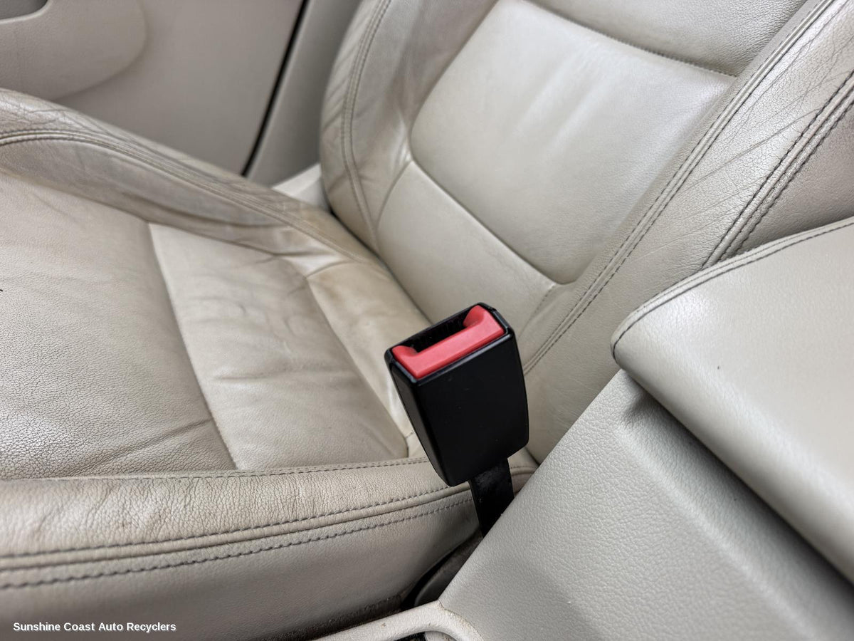 2008-2012 Volkswagen Tiguan Seatbelt Stalk