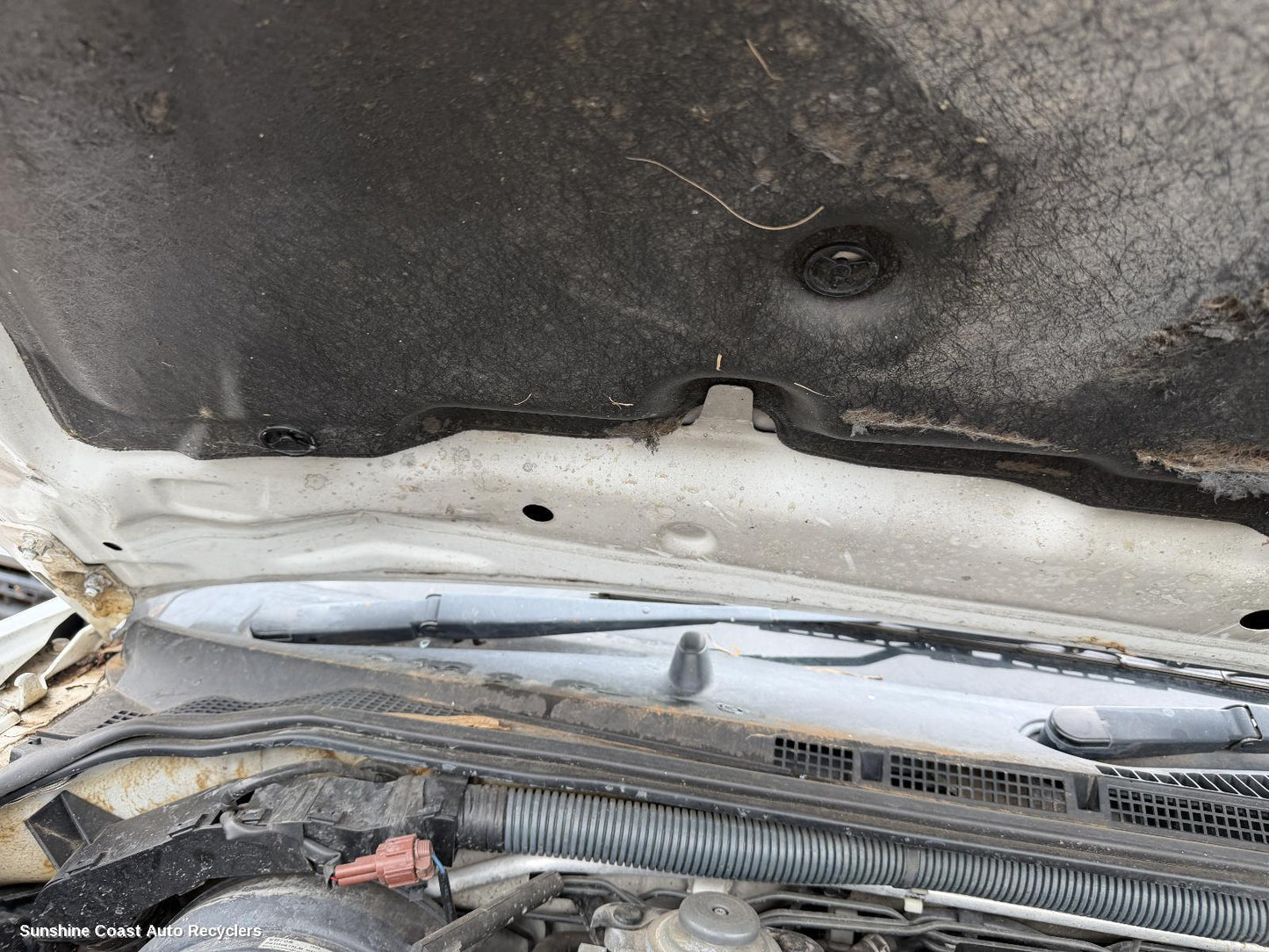 2011 Nissan Navara Wiper Arm