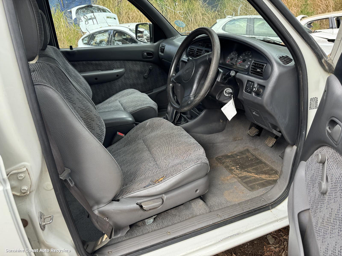 1999-2002 Ford Courier Left Guard