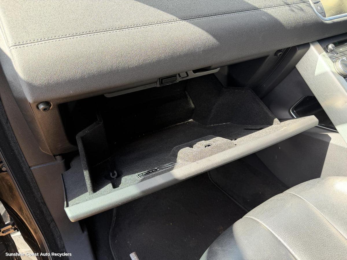 2011-2019 Land Rover Rangerover Evoque Glove Box