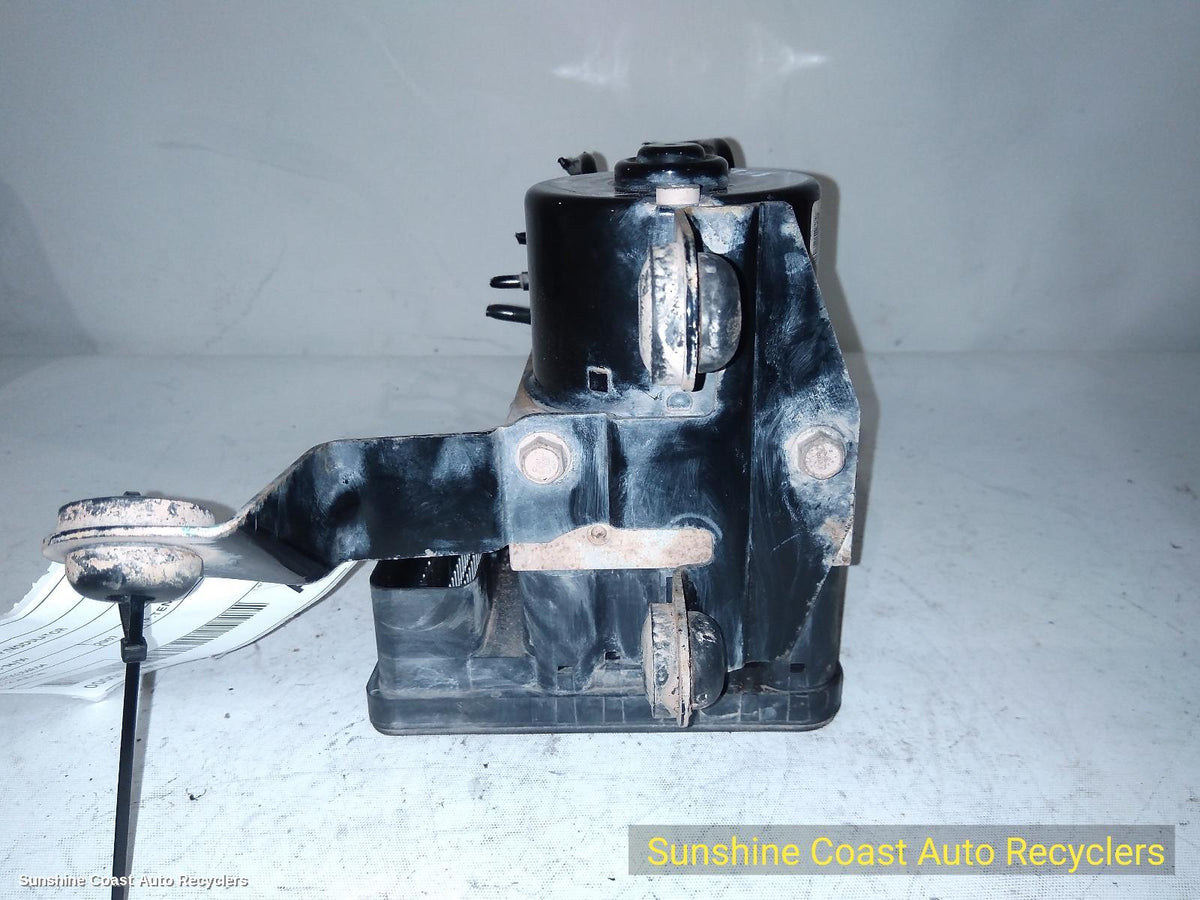 2003-2009 Mazda 3 Abs Pump Modulator