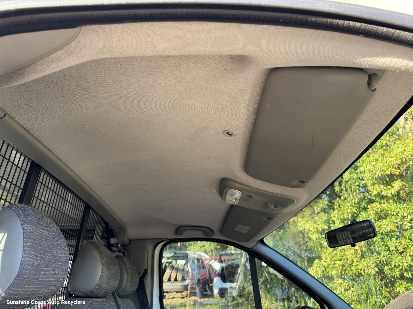2013 Renault Trafic Sunvisor