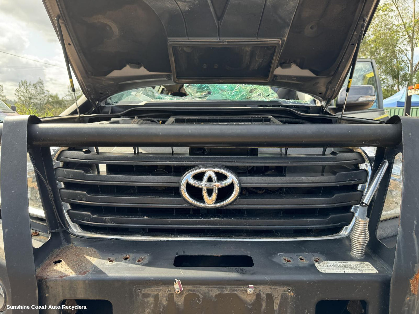 2012-2015 Toyota Landcruiser Grille