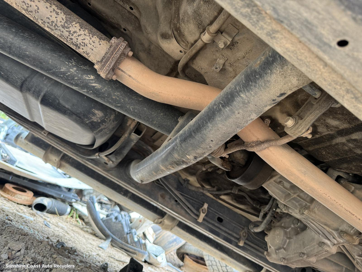 2009-2015 Mitsubishi Triton Rear Drive Shaft