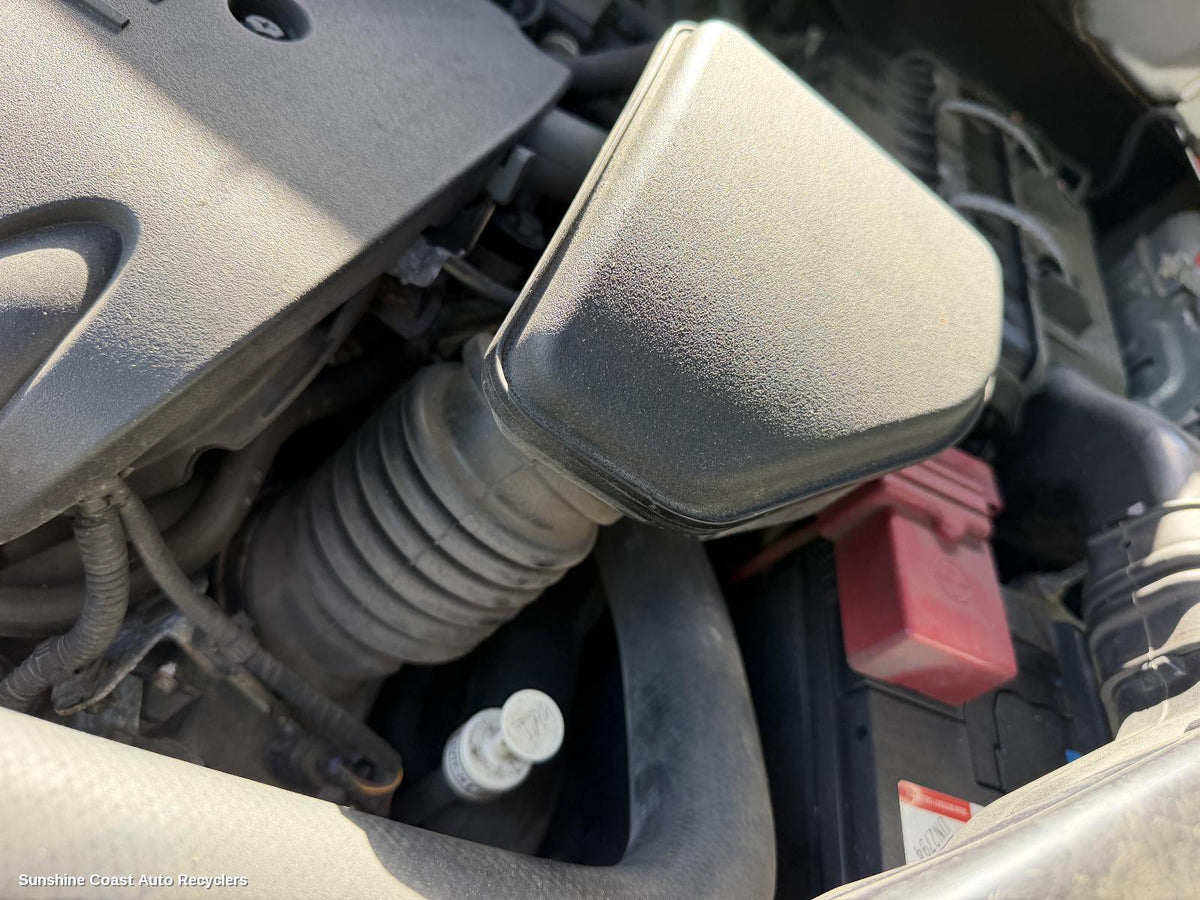 2006-2012 Mitsubishi Outlander Air Cleaner Duct Hos