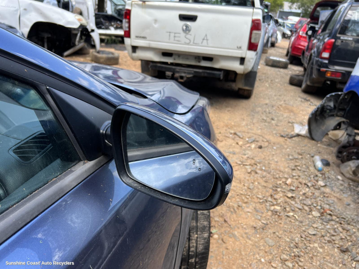 2018-2024 Kia Cerato Right Door Mirror
