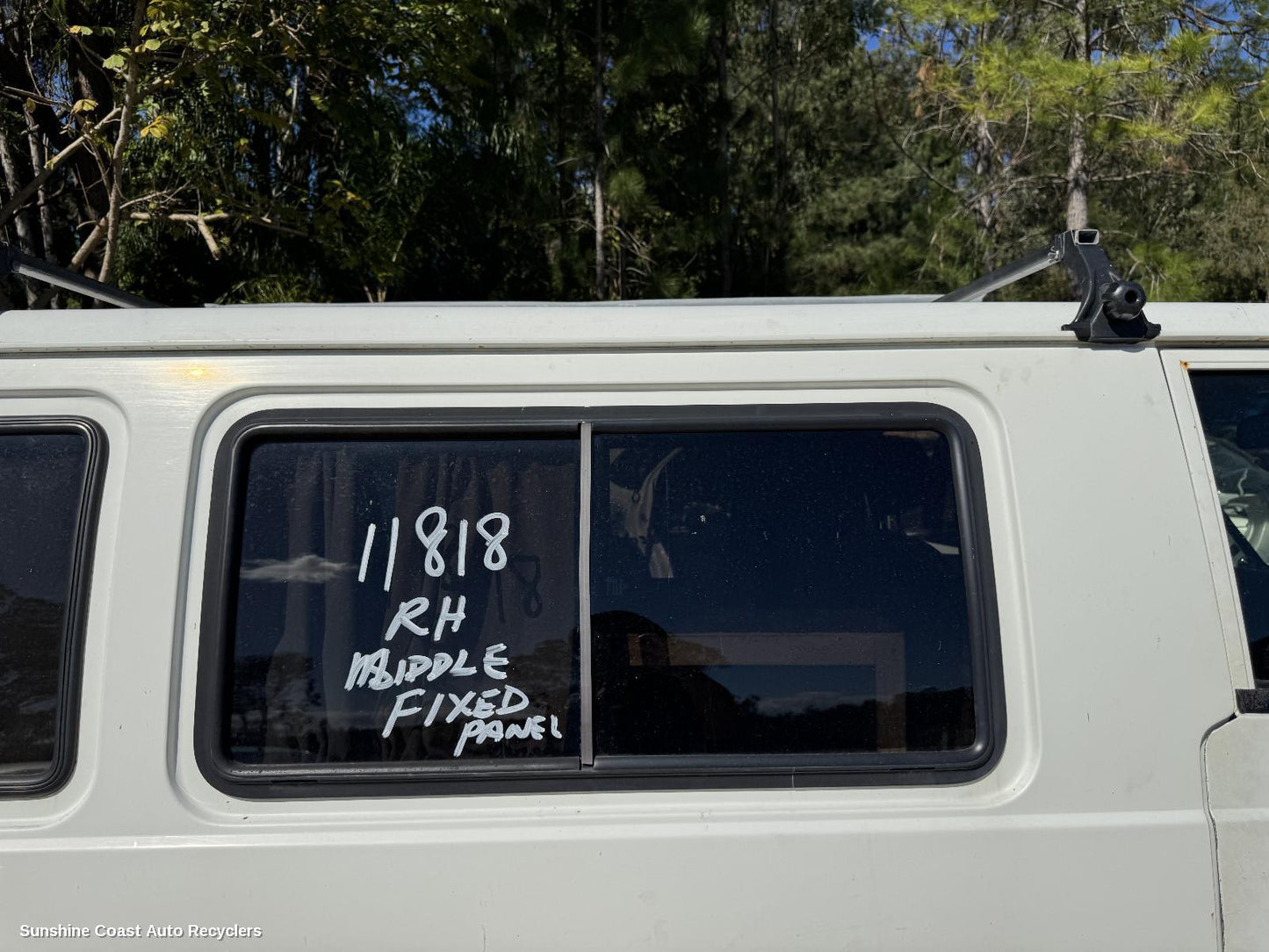 2007 Mitsubishi L300 Right Rear Side Glass