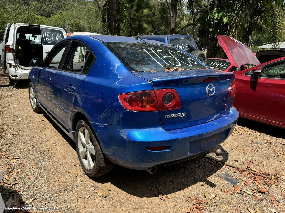 2003-2009 Mazda 3 Right Guard