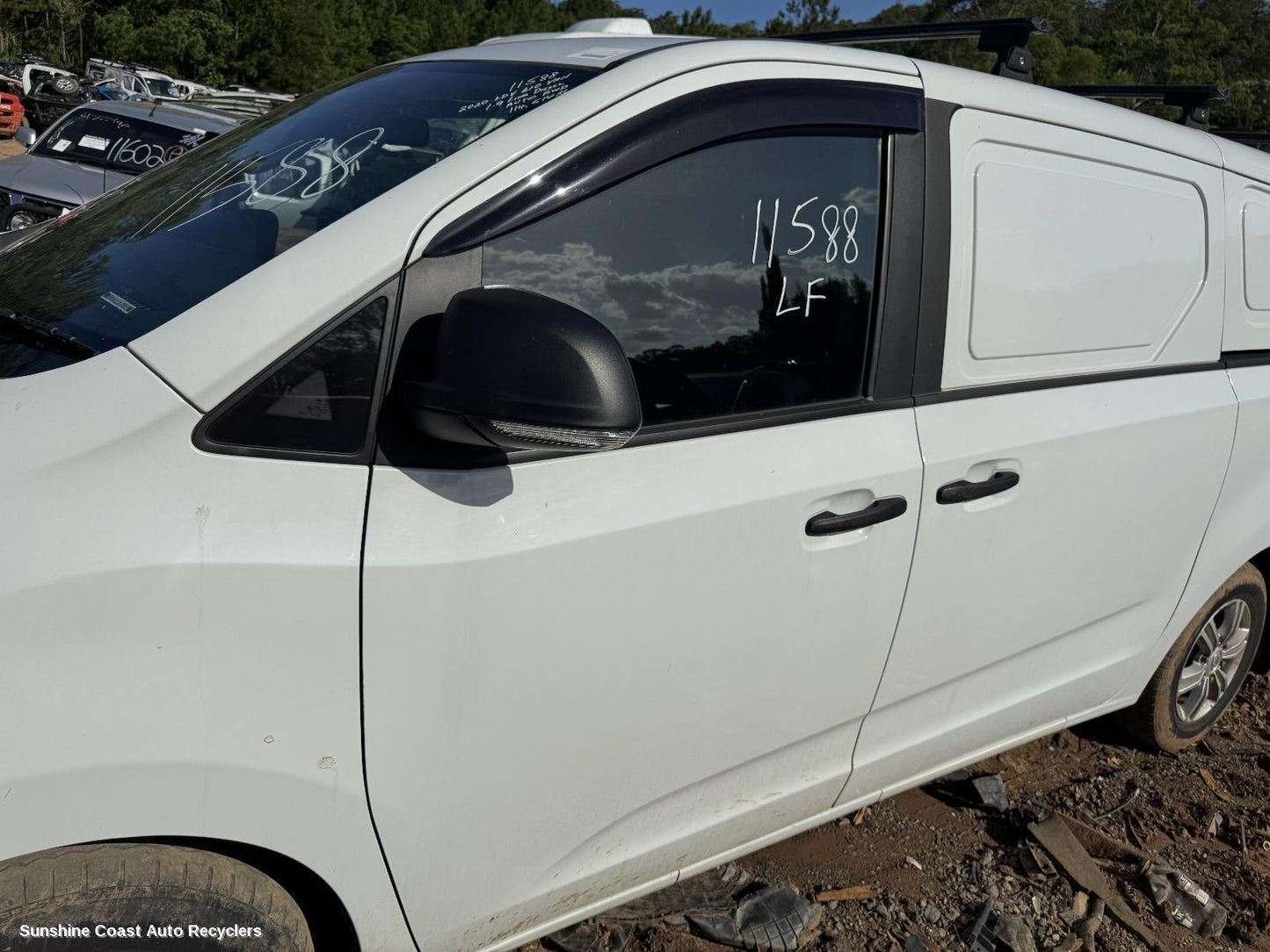 2020 Ldv G10 Left Front Door