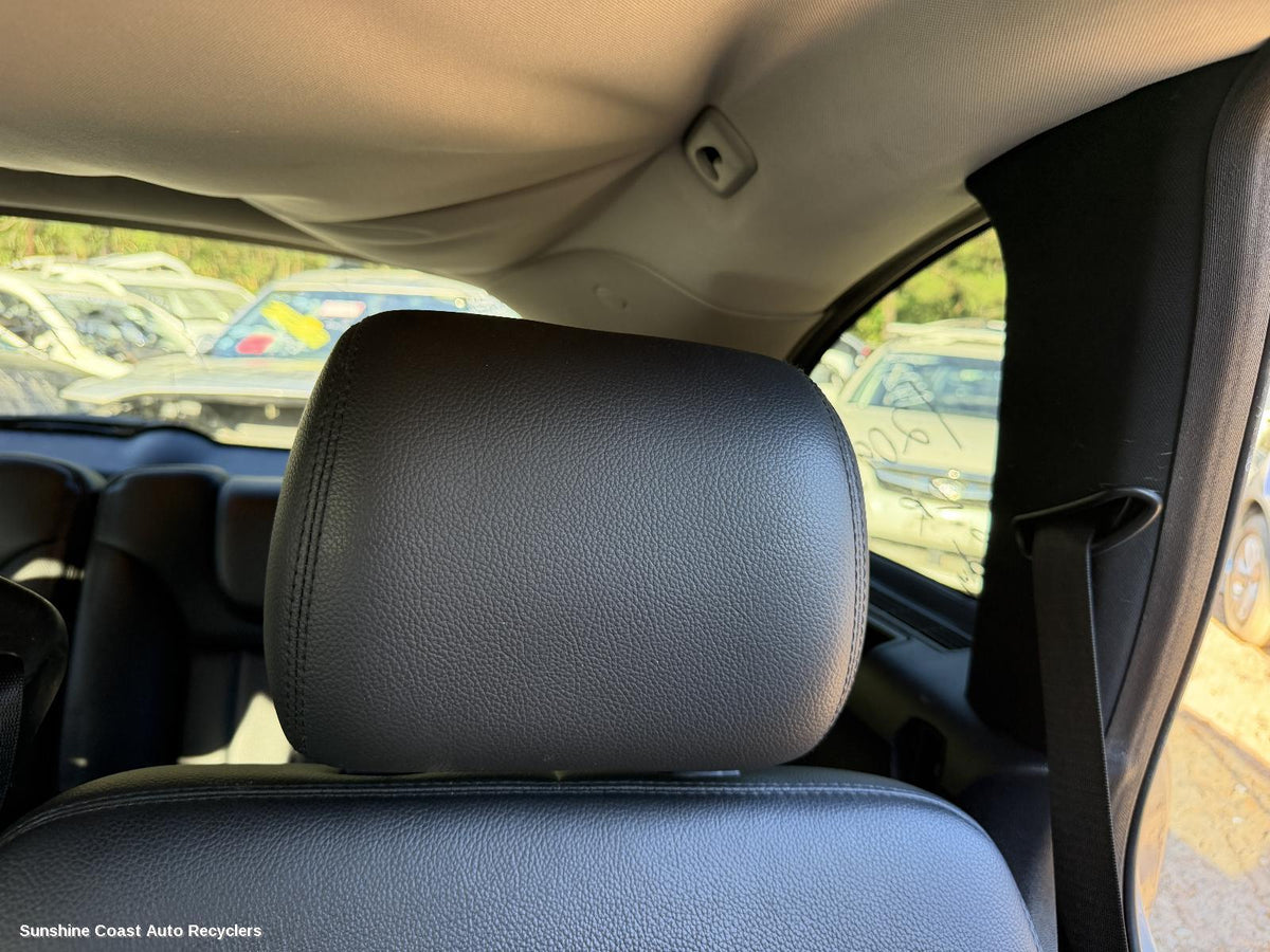 2006-2010 Mercedes R Class Headrest