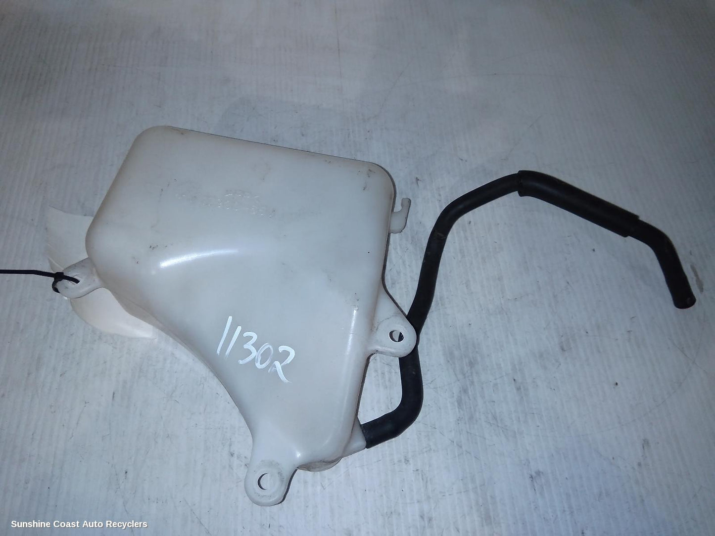 2013 Suzuki Vitara Overflow Bottle