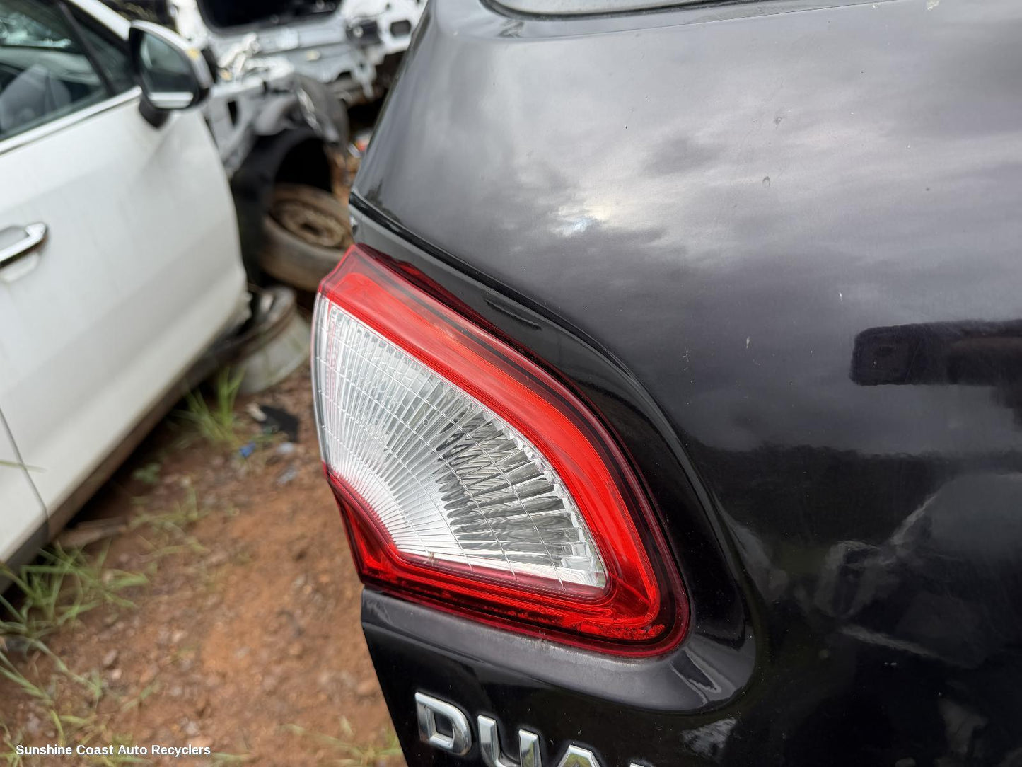2010-2014 Nissan Dualis Rear Garnish