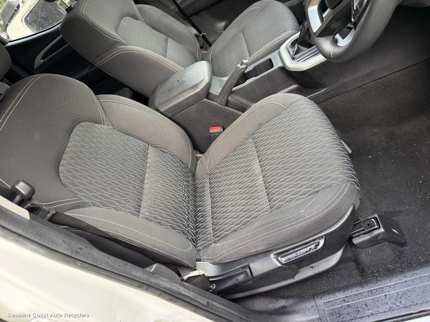 2017-2025 Ldv T60 Front Seat