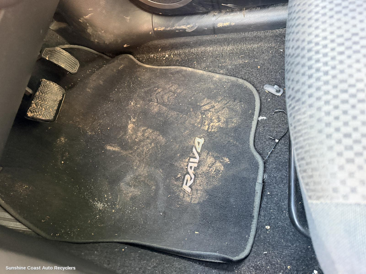 2005-2012 Toyota Rav4 Floor Mats