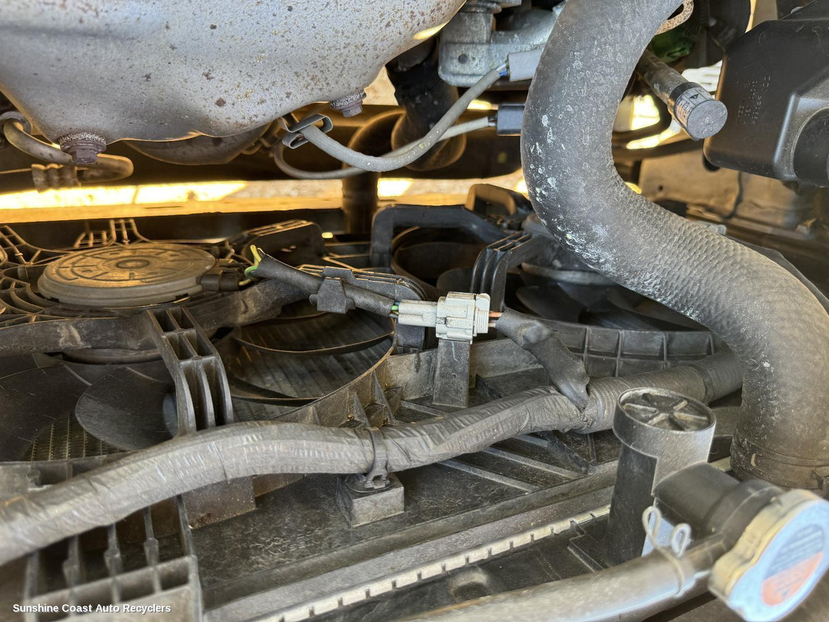 2010-2013 Nissan Xtrail Fan