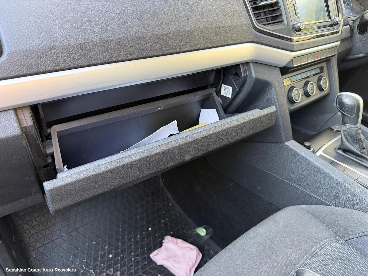 2010-2022 Volkswagen Amarok Glove Box