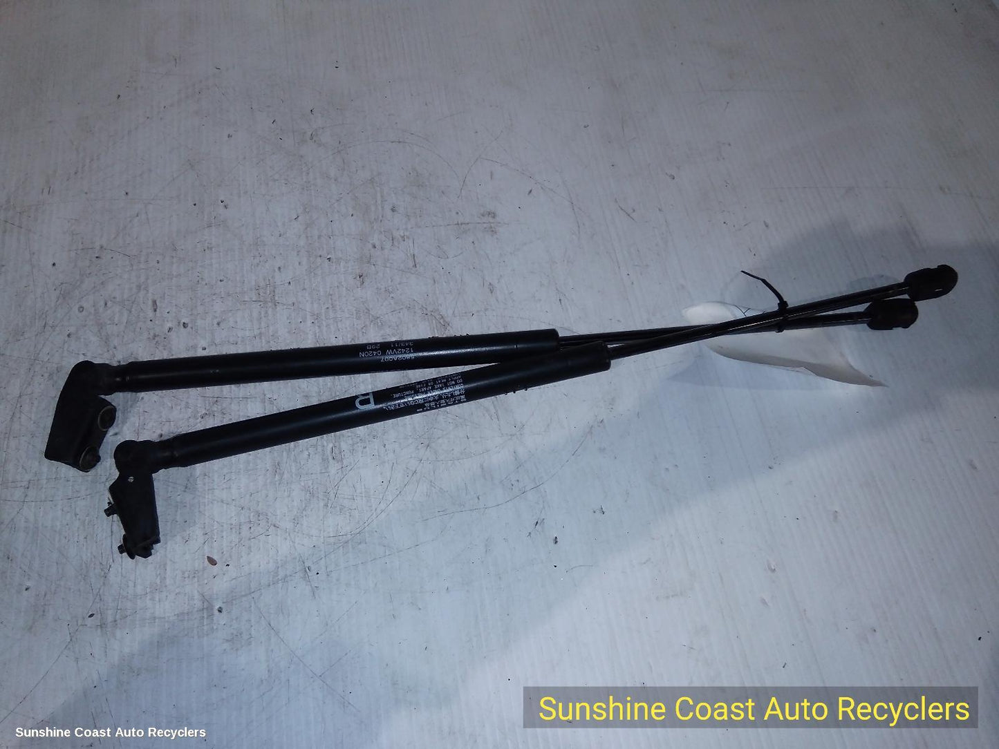 2012 Mitsubishi Outlander Hatch Strut