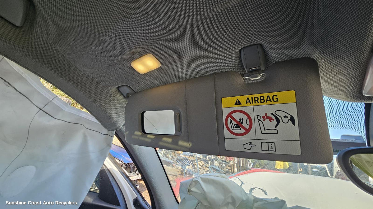 2011-2019 Bmw 1 Series Sunvisor