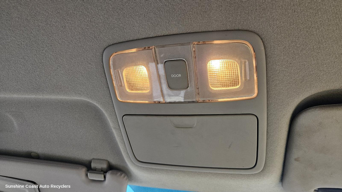 2007-2012 Hyundai I30 Courtesy Light
