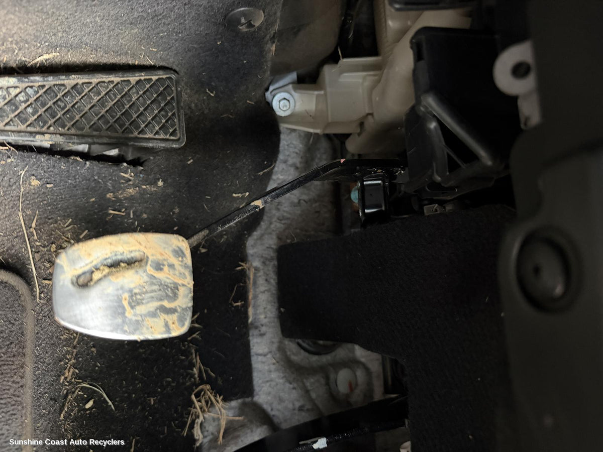 2009-2014 Subaru Outback Pedal Assembly