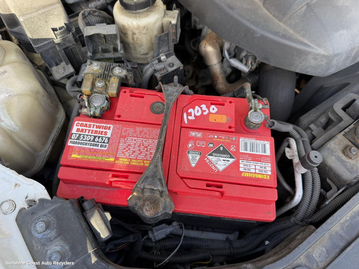 2005-2013 Nissan Pathfinder Battery Terminal