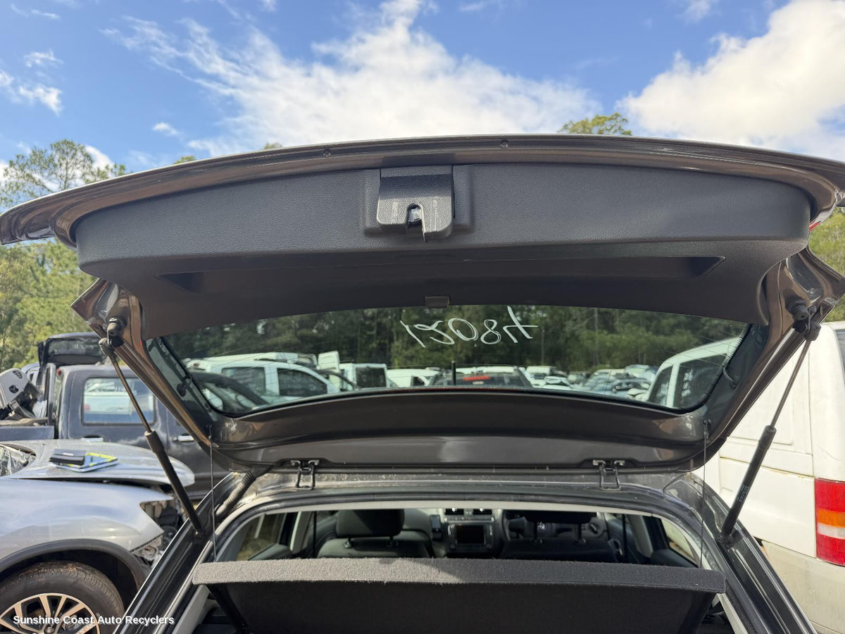 2010-2017 Volkswagen Polo Parcel Shelf Cargo Blind