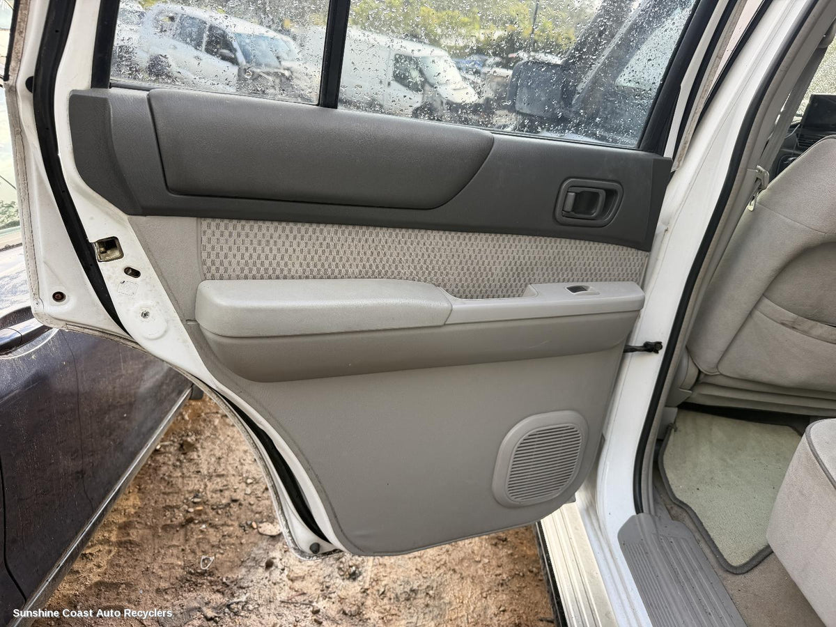 2001-2004 Nissan Patrol Door Boot Gate Lock
