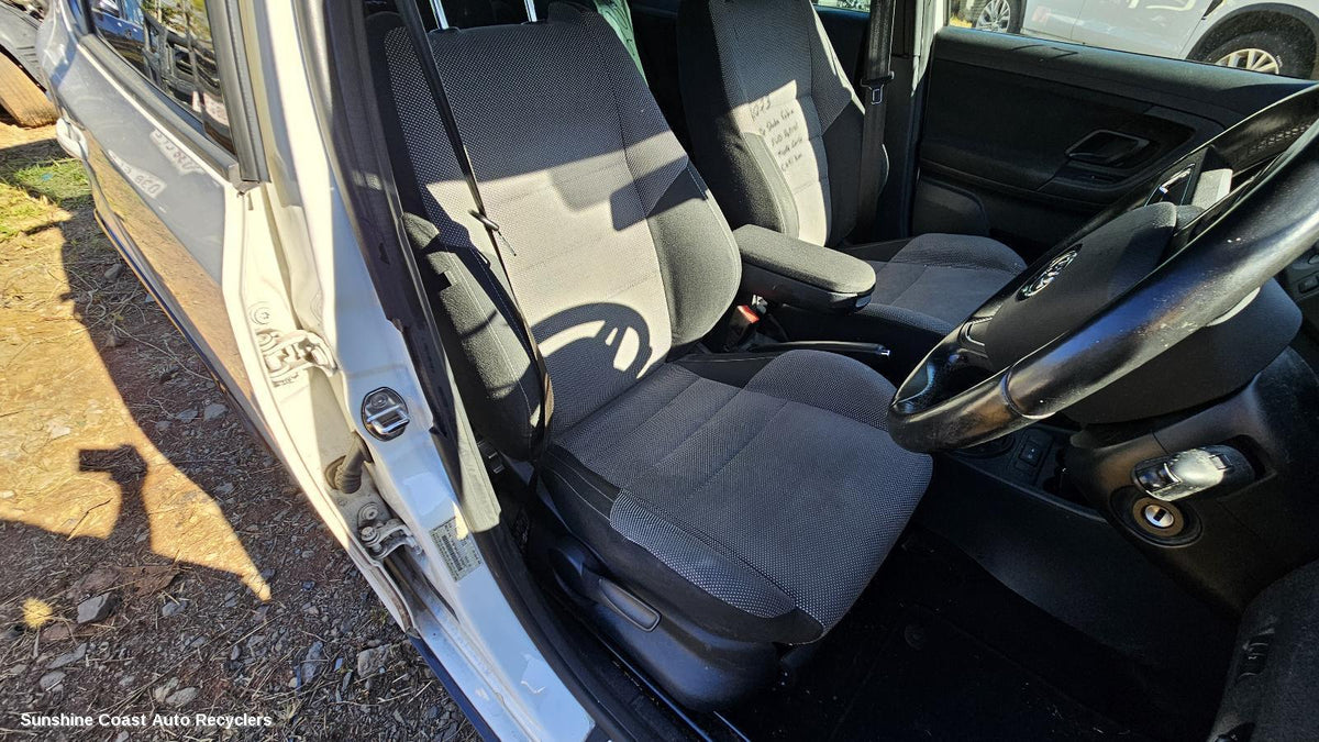 2011-2015 Skoda Fabia Front Seat