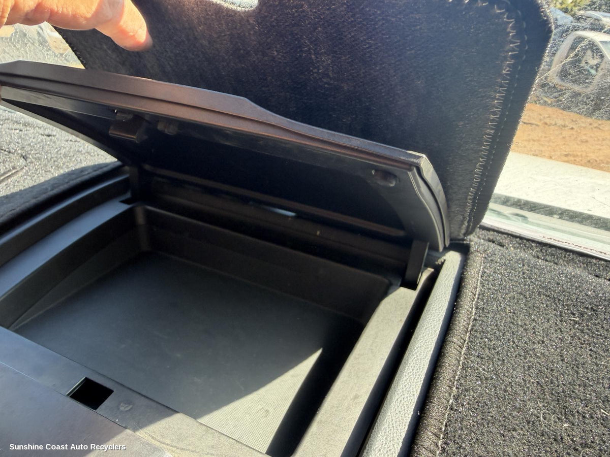 2012-2016 Holden Colorado Glove Box