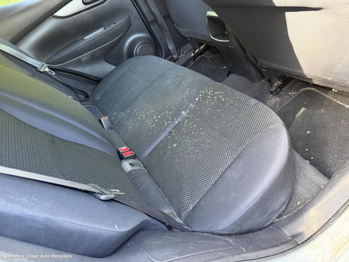 2013-2021 Nissan Qashqai 2nd Seat  Rear Seat