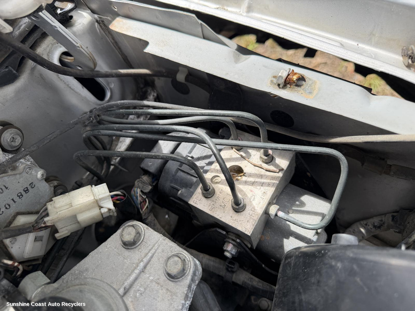 2001-2015 Nissan Navara Abs Pump Modulator