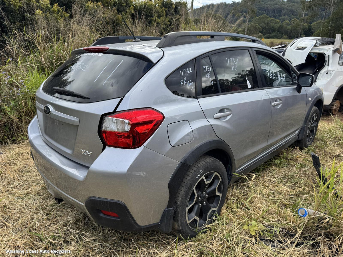 2011-2017 Subaru Xv Left Front Door