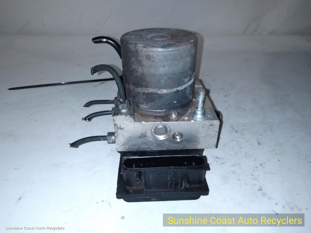 2001-2015 Nissan Navara Abs Pump Modulator