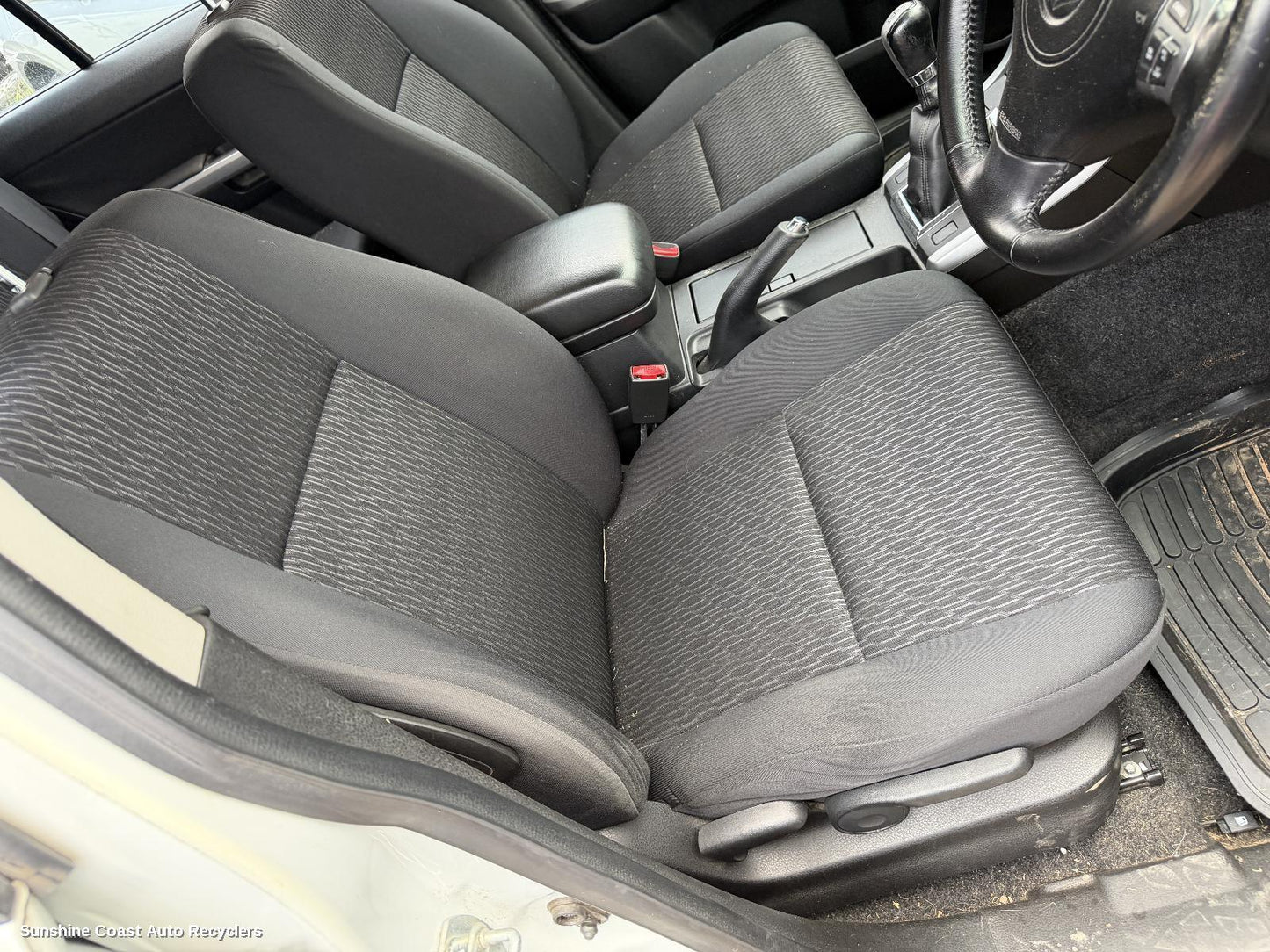 2013 Suzuki Vitara Front Seat