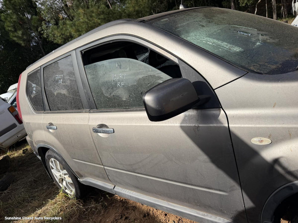 2007-2013 Nissan Xtrail Right Front Door