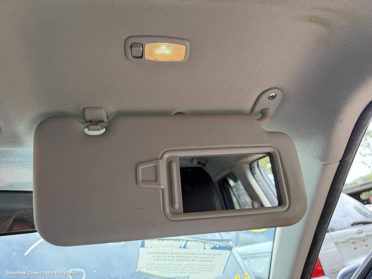 2019 Hyundai Venue Sunvisor