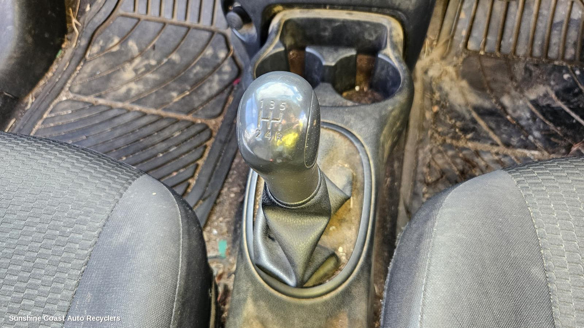 2010-2016 Nissan Micra Gear Stick Shifter