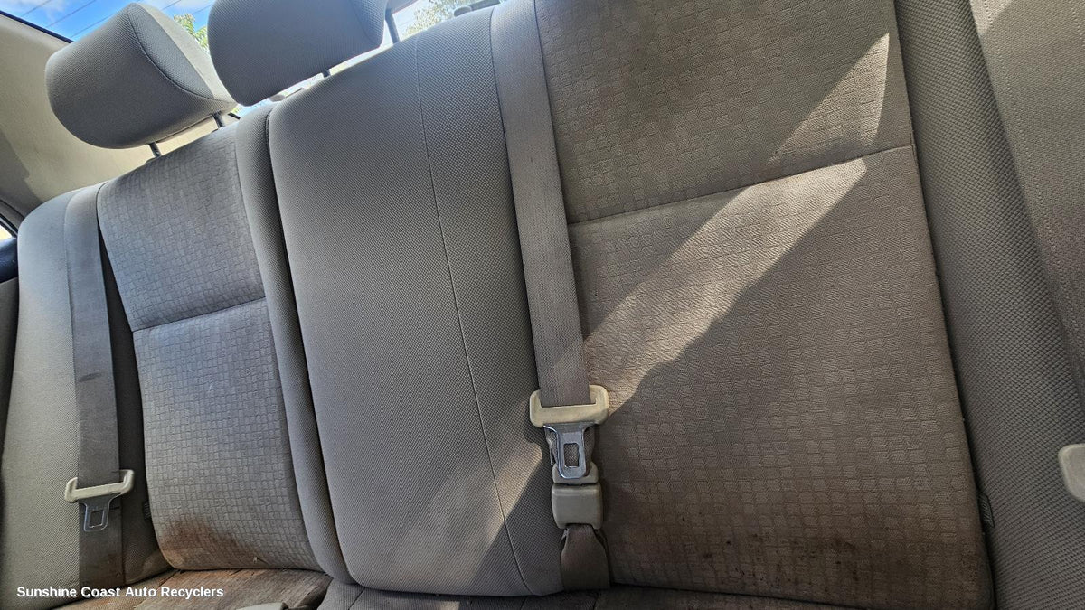 2001-2007 Toyota Corolla Seatbelt Stalk
