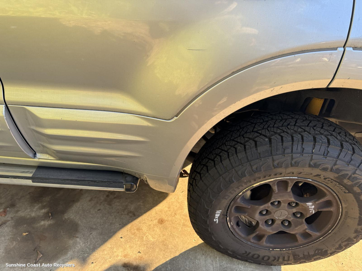 2002 Mitsubishi Pajero Body Door Mould