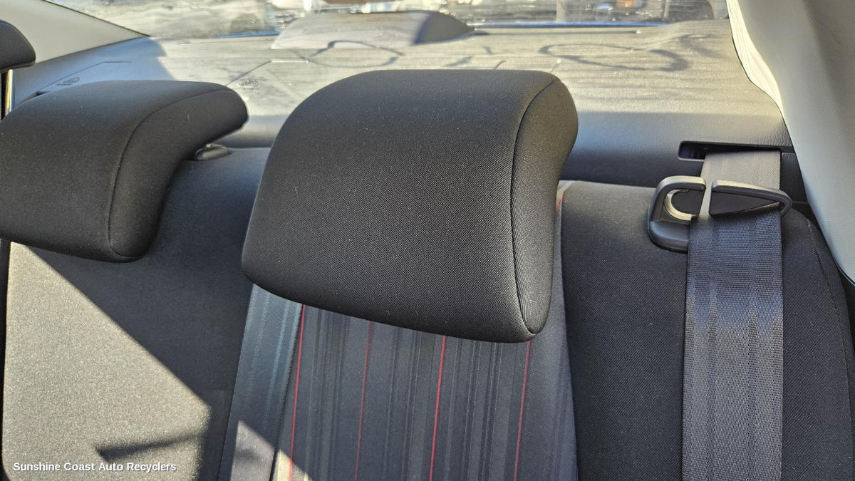 2014-2019 Mazda 2 Headrest