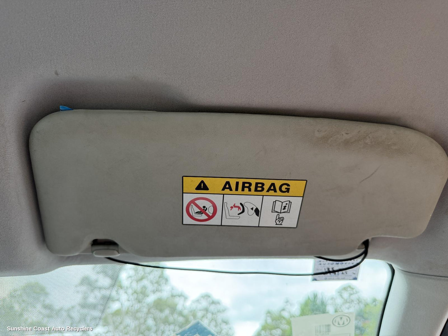2007-2014 Nissan Dualis Sunvisor