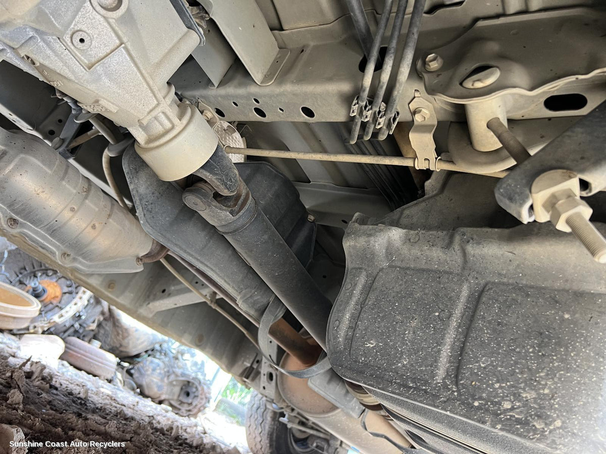 2015-2019 Toyota Hiace Rear Drive Shaft