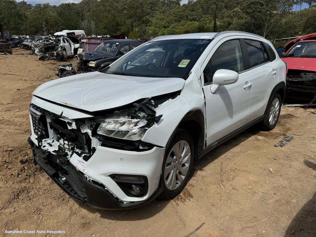 2022-2023 Suzuki S-cross Left Door Mirror